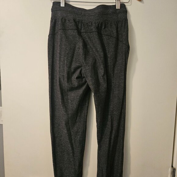 Jogger - Picture 1 of 2